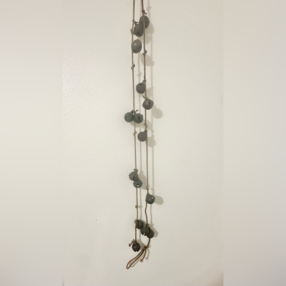 Antique Sleigh Bells solid metal 14 - Picture 6 of 8